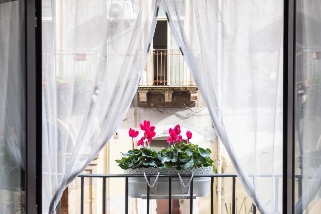 Le Pennellate Short Lets Apartment Catania Exterior photo